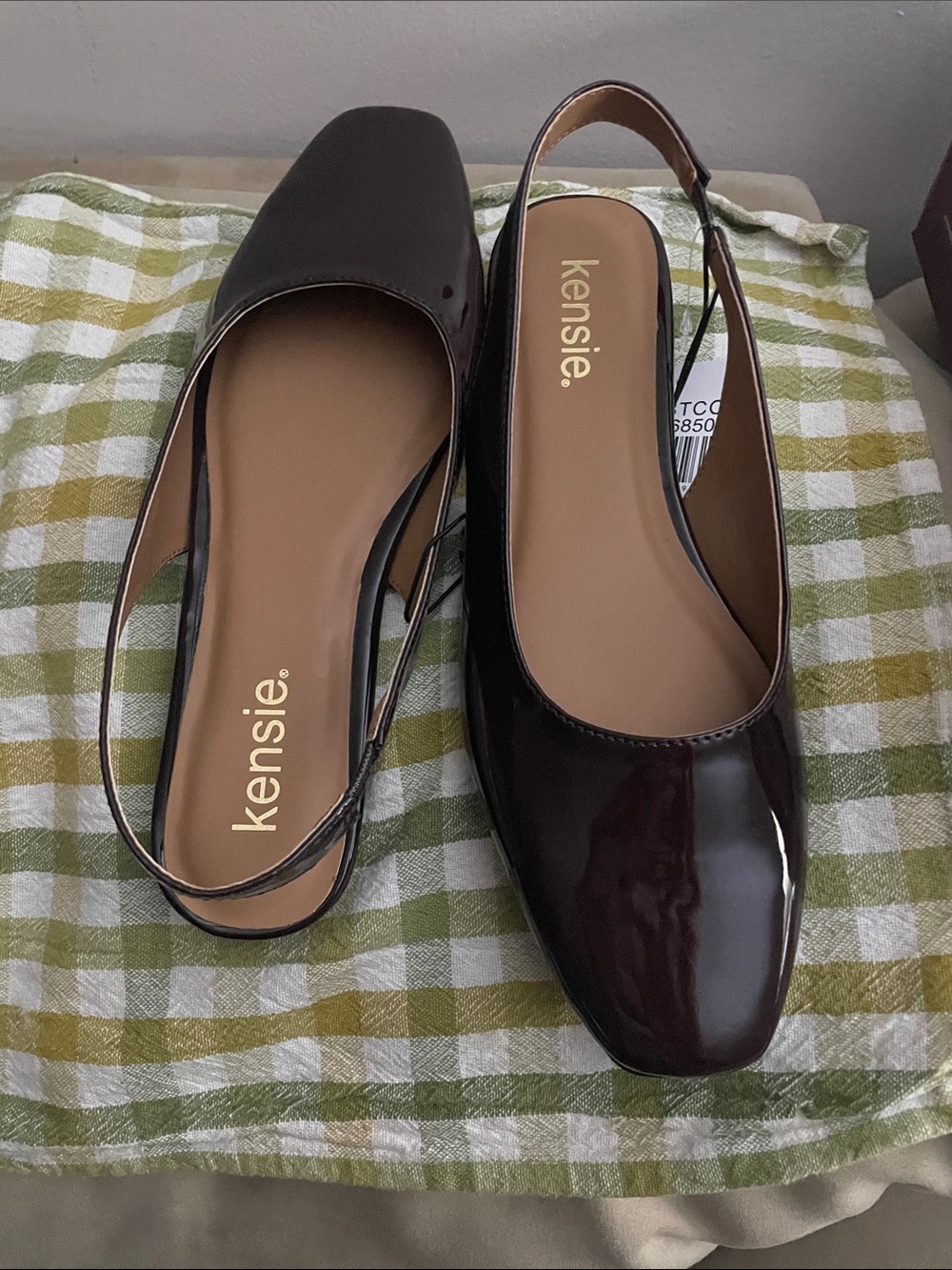 Kensie Women's Burgundy Patent Slingback Flats